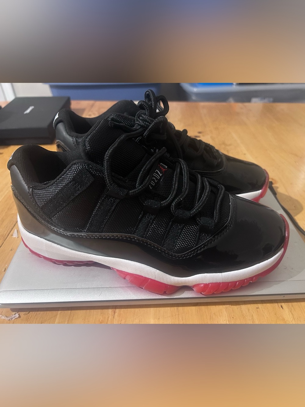 Jordan 11 Retro Low Bred Black and red Low-Top Sneakers